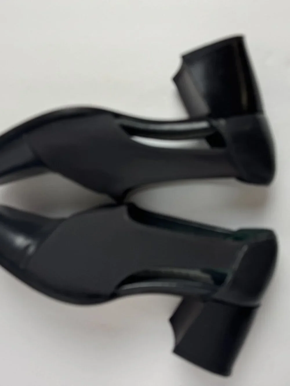Elegant Vintage 90s Massimo Square Toe Block Heel Cut Leather Stretchy Like NEW